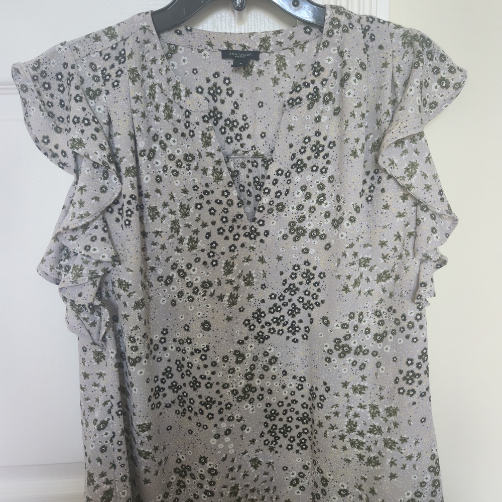 Ann Taylor Factory Floral Ruffle Sleeve Blouse - Grey and Green - Picture 10 of 10